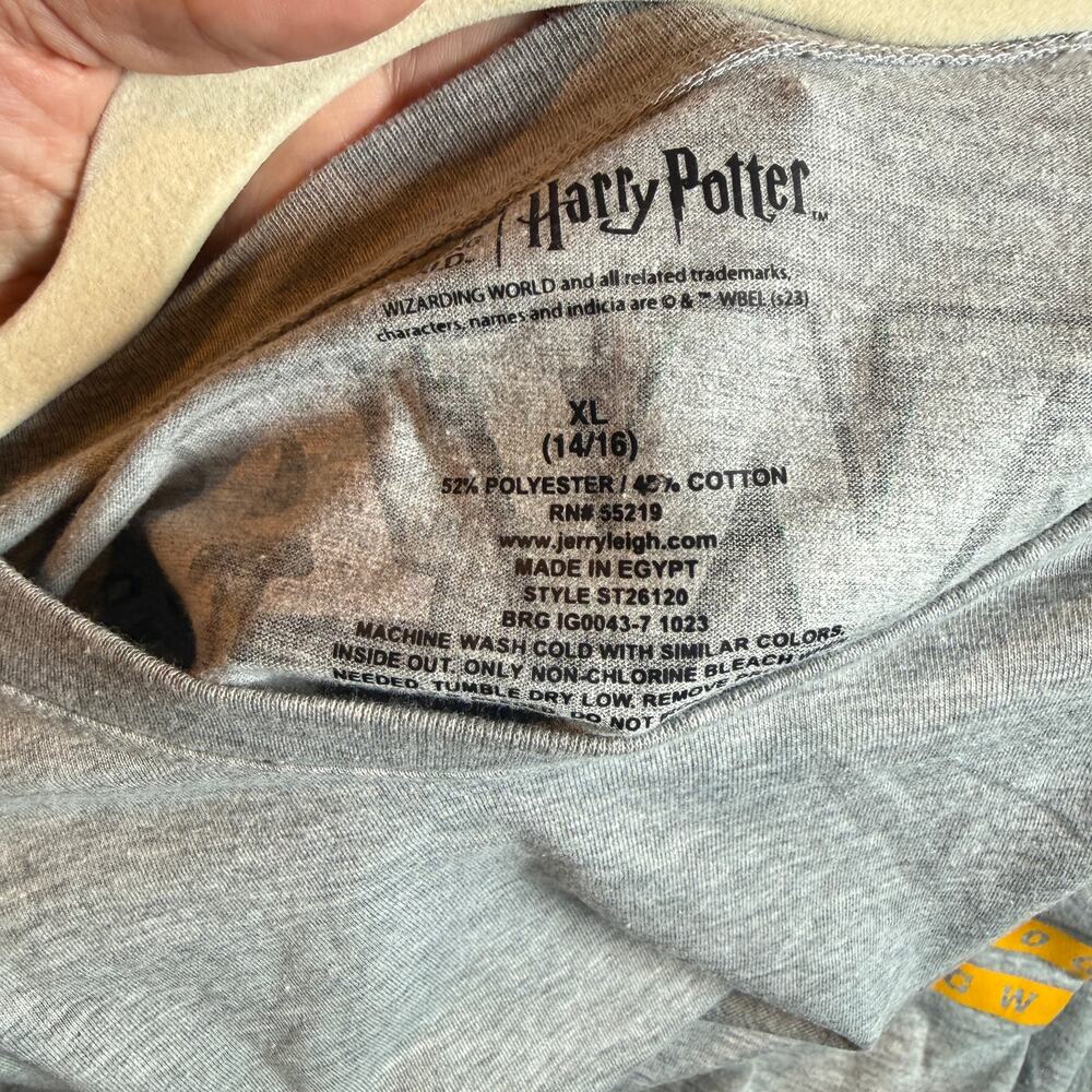 Harry Potter Hogwarts Alumni Long Sleeve Shirt Youth XL 14/16 Gray NWT - Picture 6 of 7